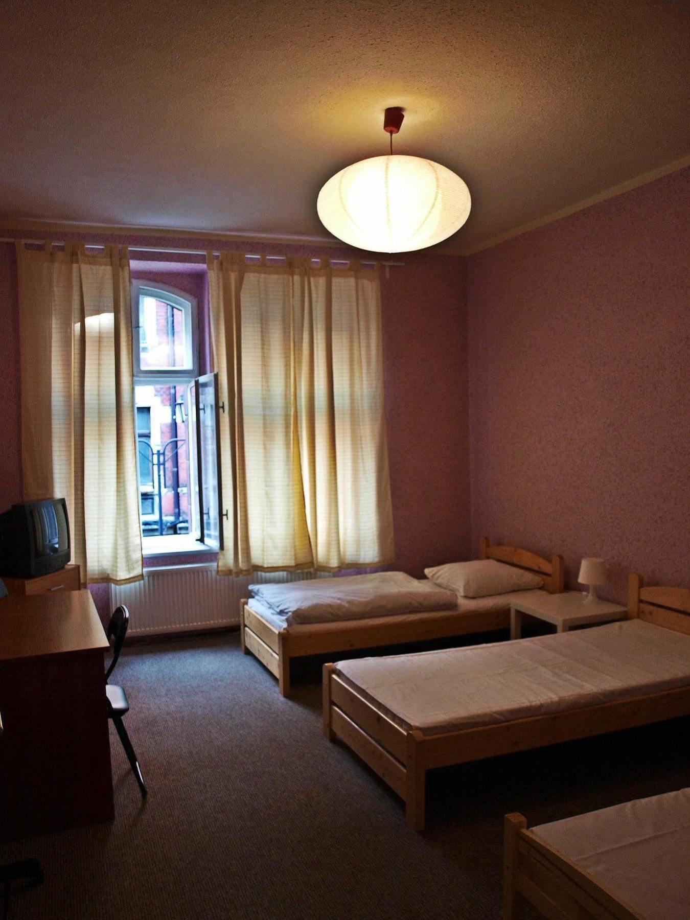 Kaktus Hostel *